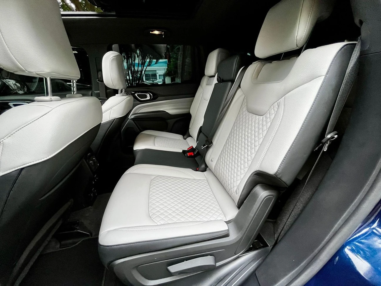 JEEP COMMANDER