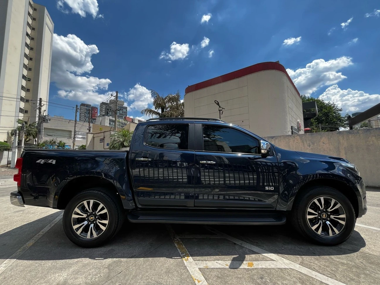 CHEVROLET S10