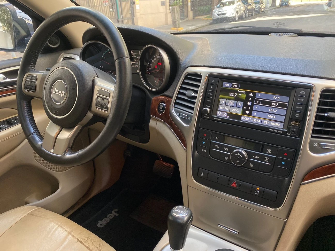JEEP GRAND CHEROKEE