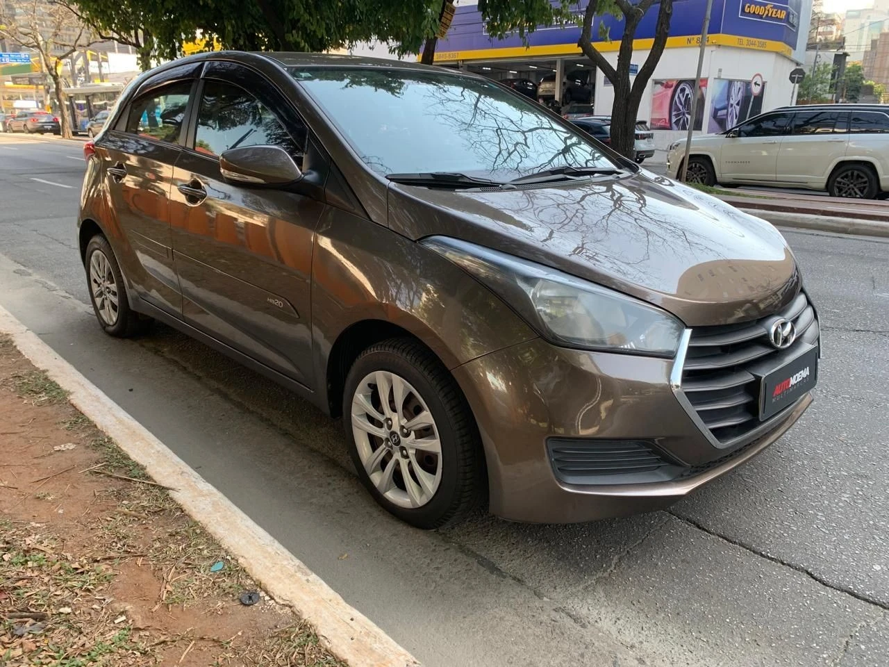 HYUNDAI HB20