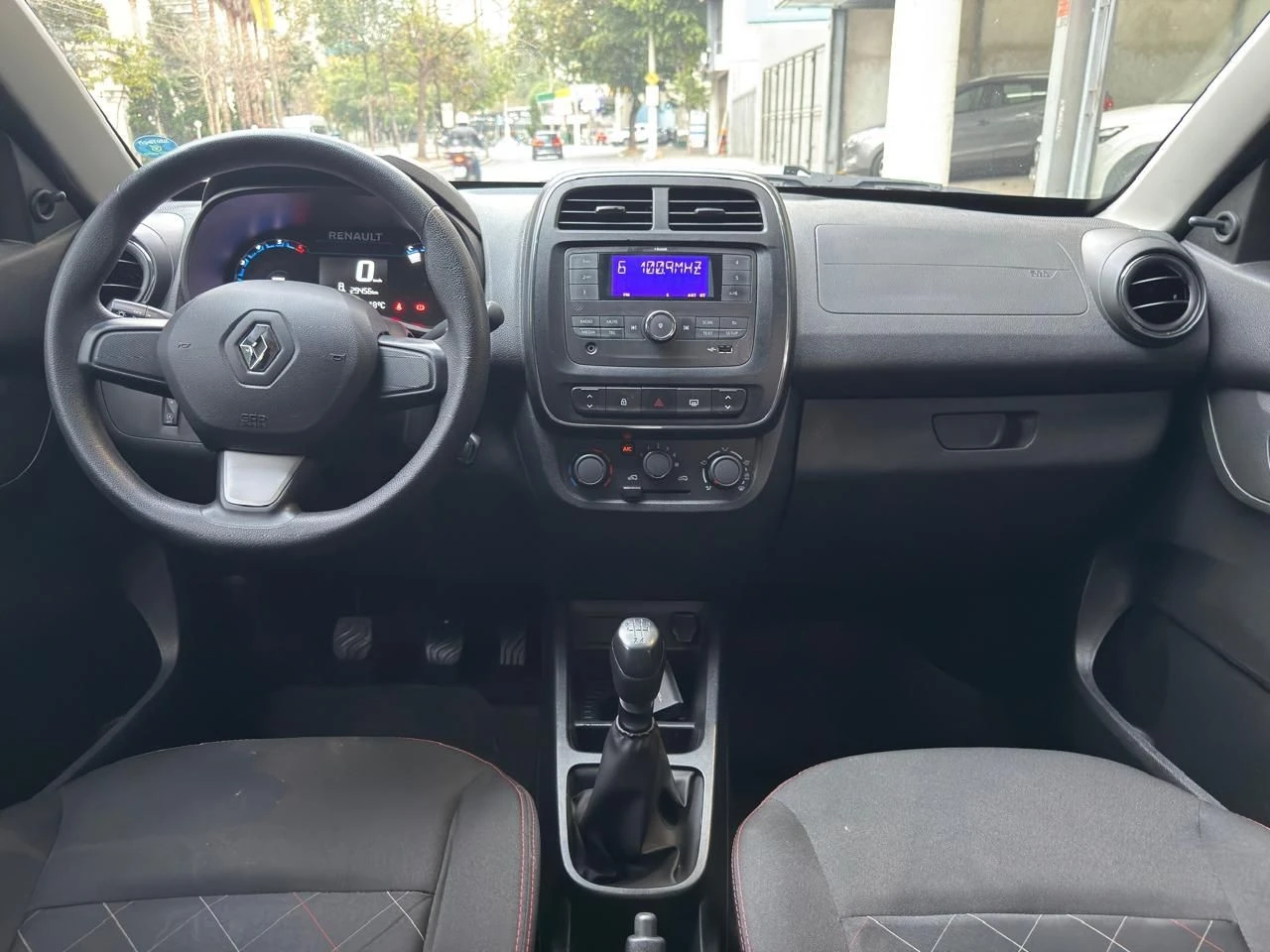 RENAULT KWID