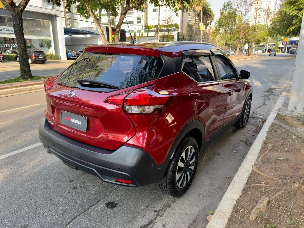 NISSAN KICKS