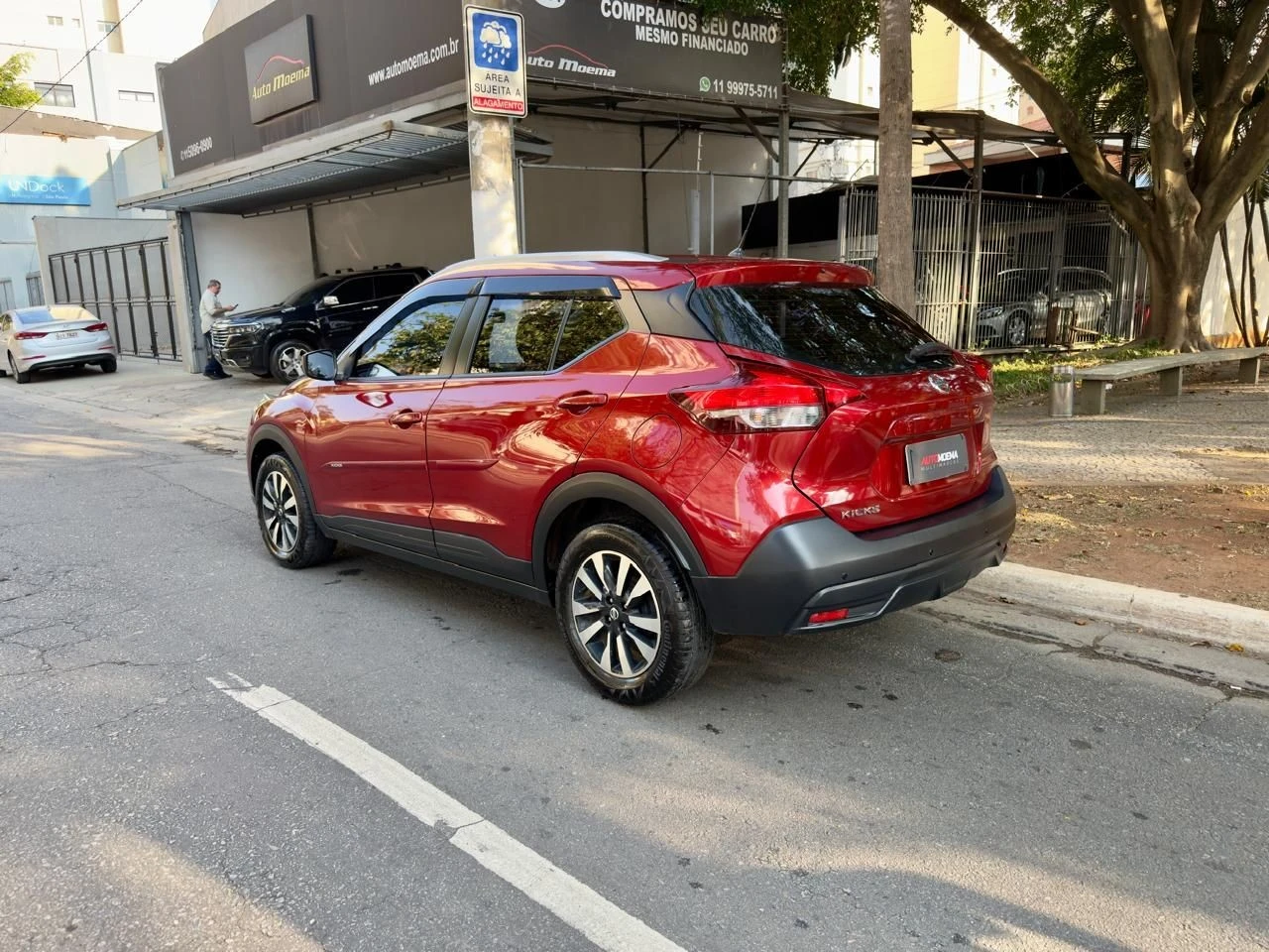 NISSAN KICKS