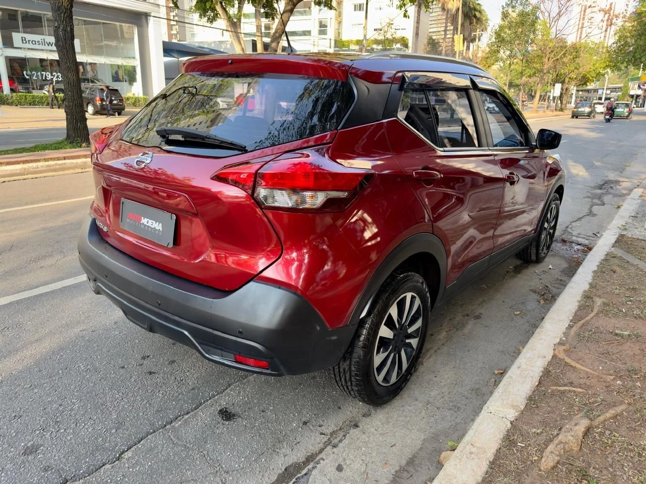 NISSAN KICKS