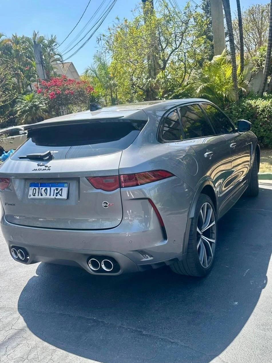 JAGUAR F-PACE