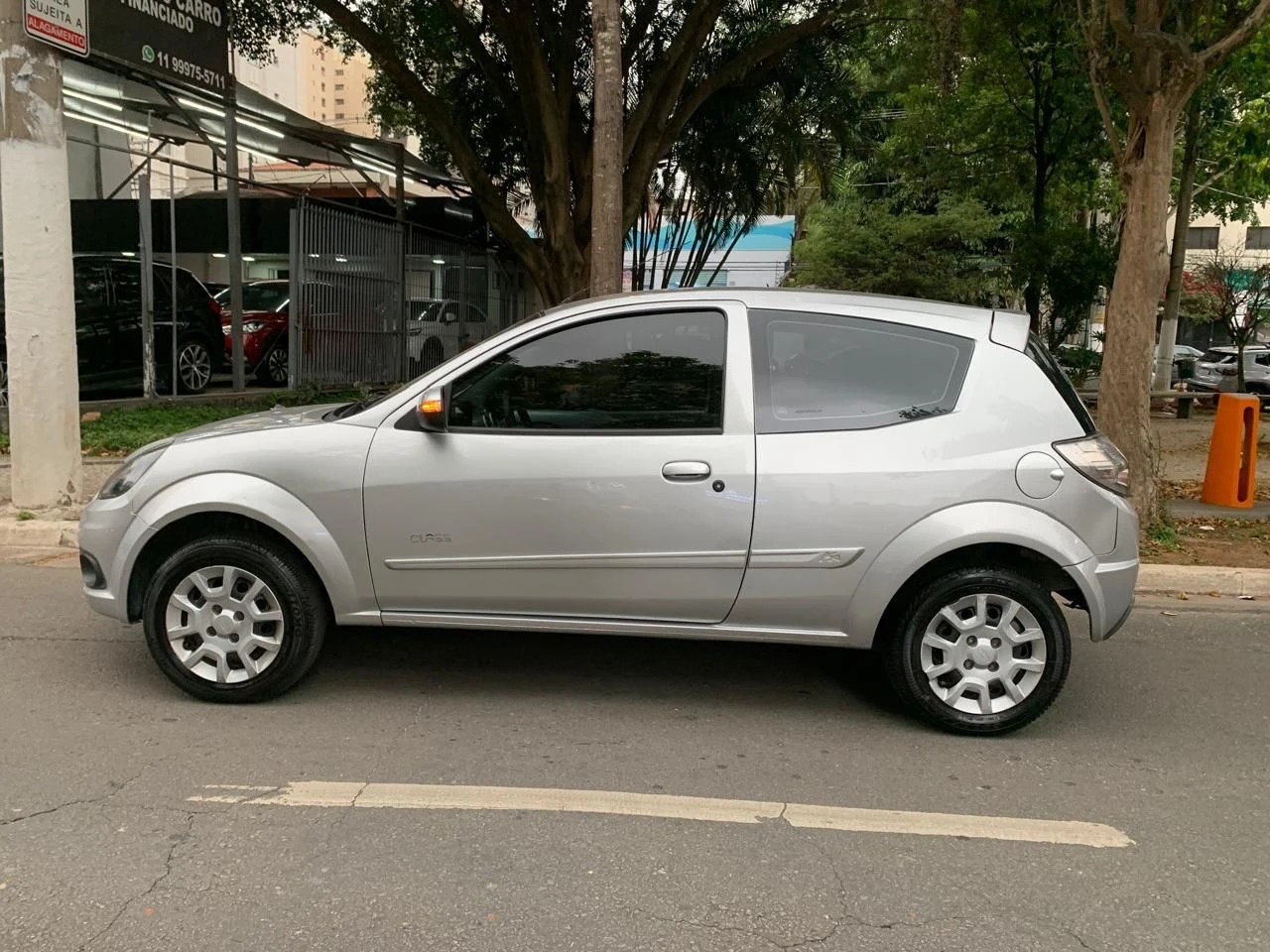 FORD KA