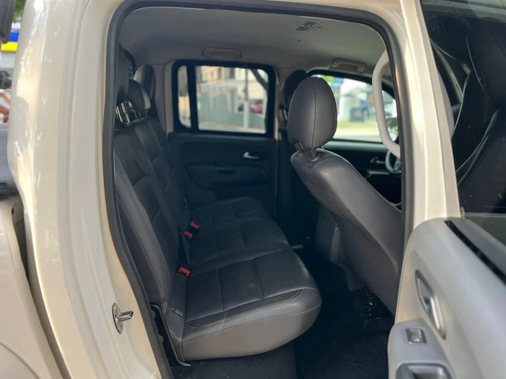 VOLKSWAGEN AMAROK