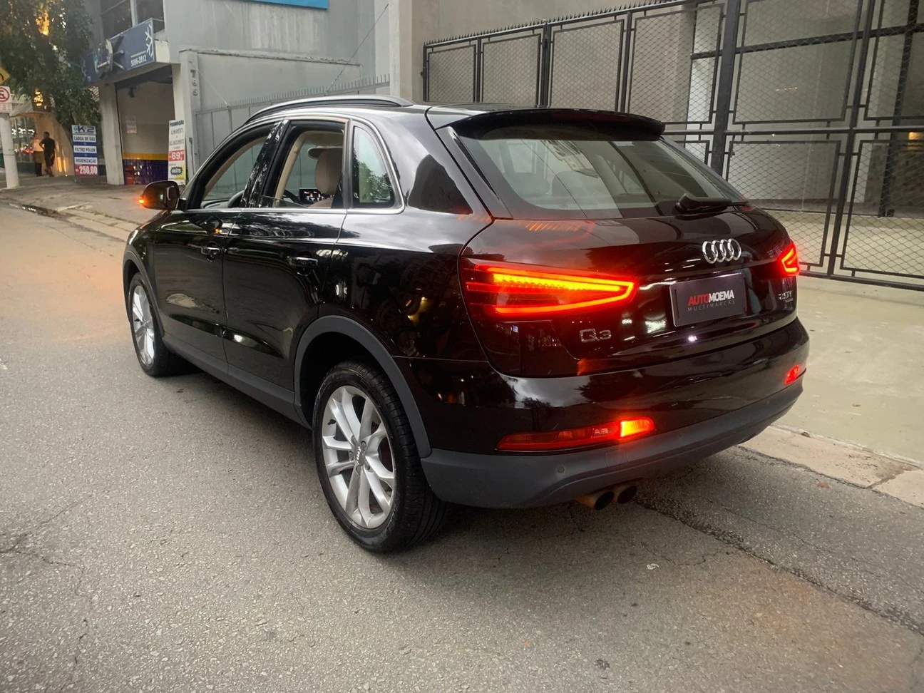 AUDI Q3