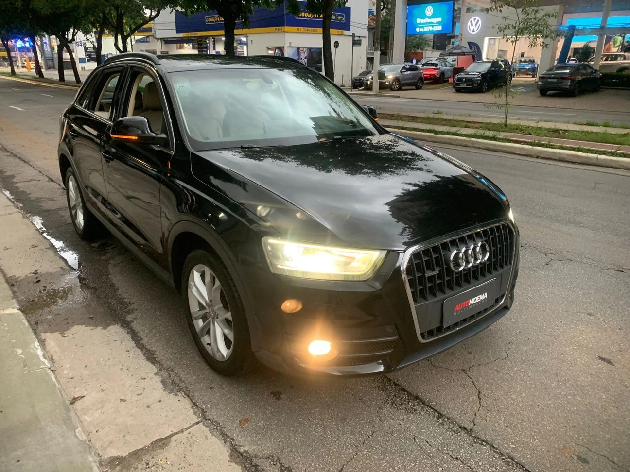 AUDI Q3