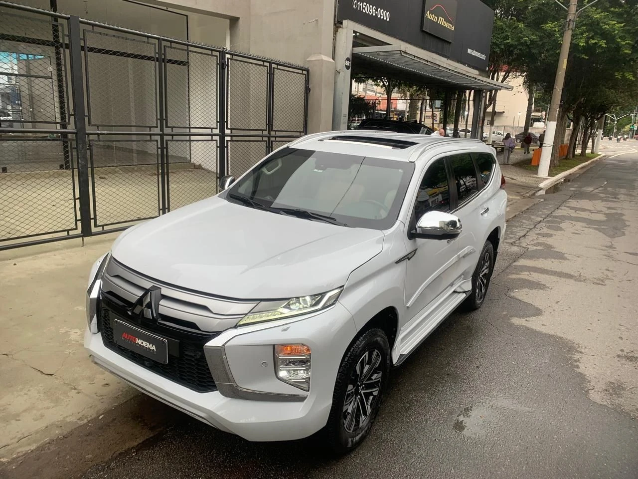 MITSUBISHI PAJERO SPORT