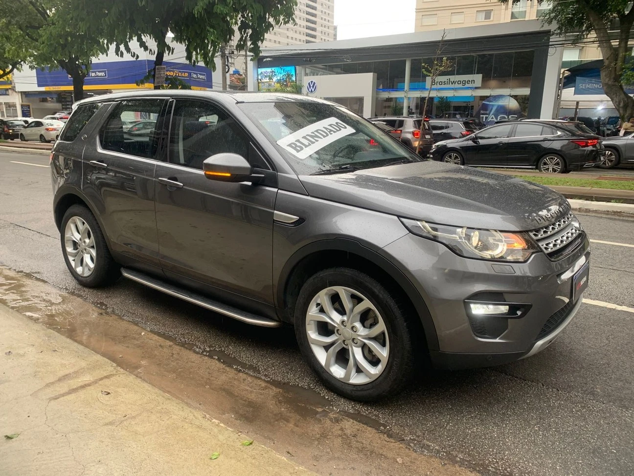 LAND ROVER DISCOVERY SPORT