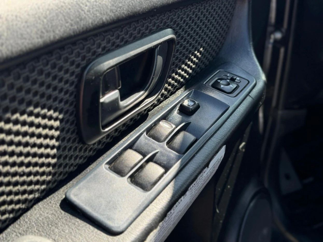 MITSUBISHI PAJERO TR4