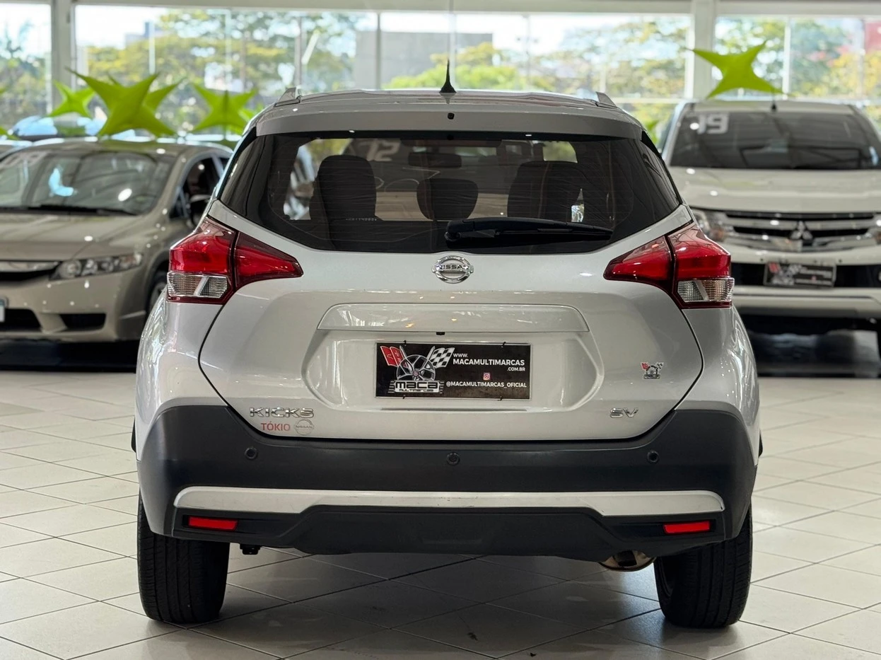 NISSAN KICKS