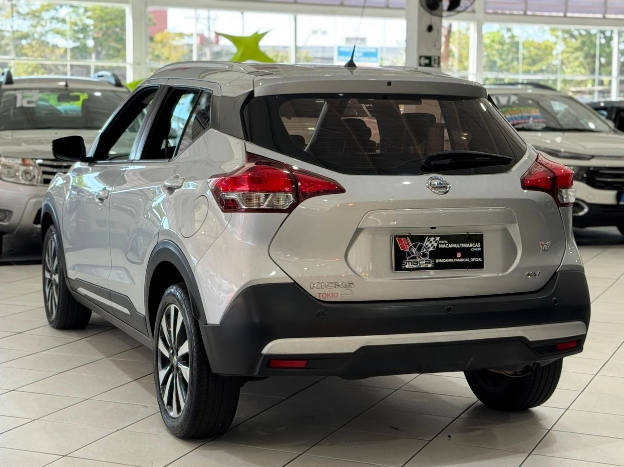 NISSAN KICKS