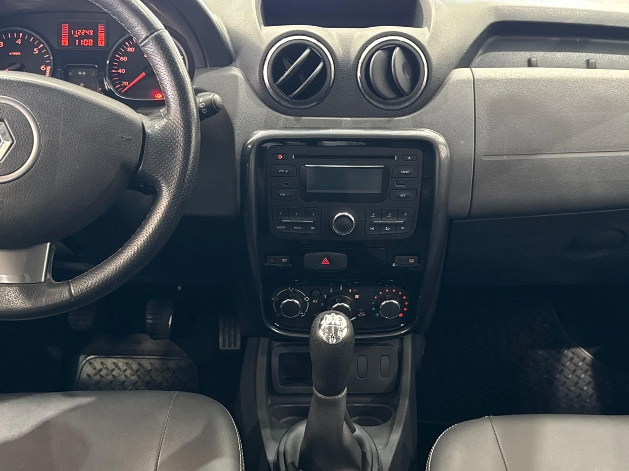 RENAULT DUSTER