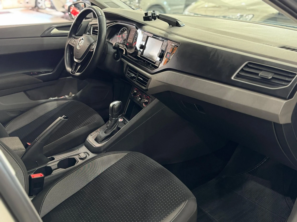 VOLKSWAGEN VIRTUS