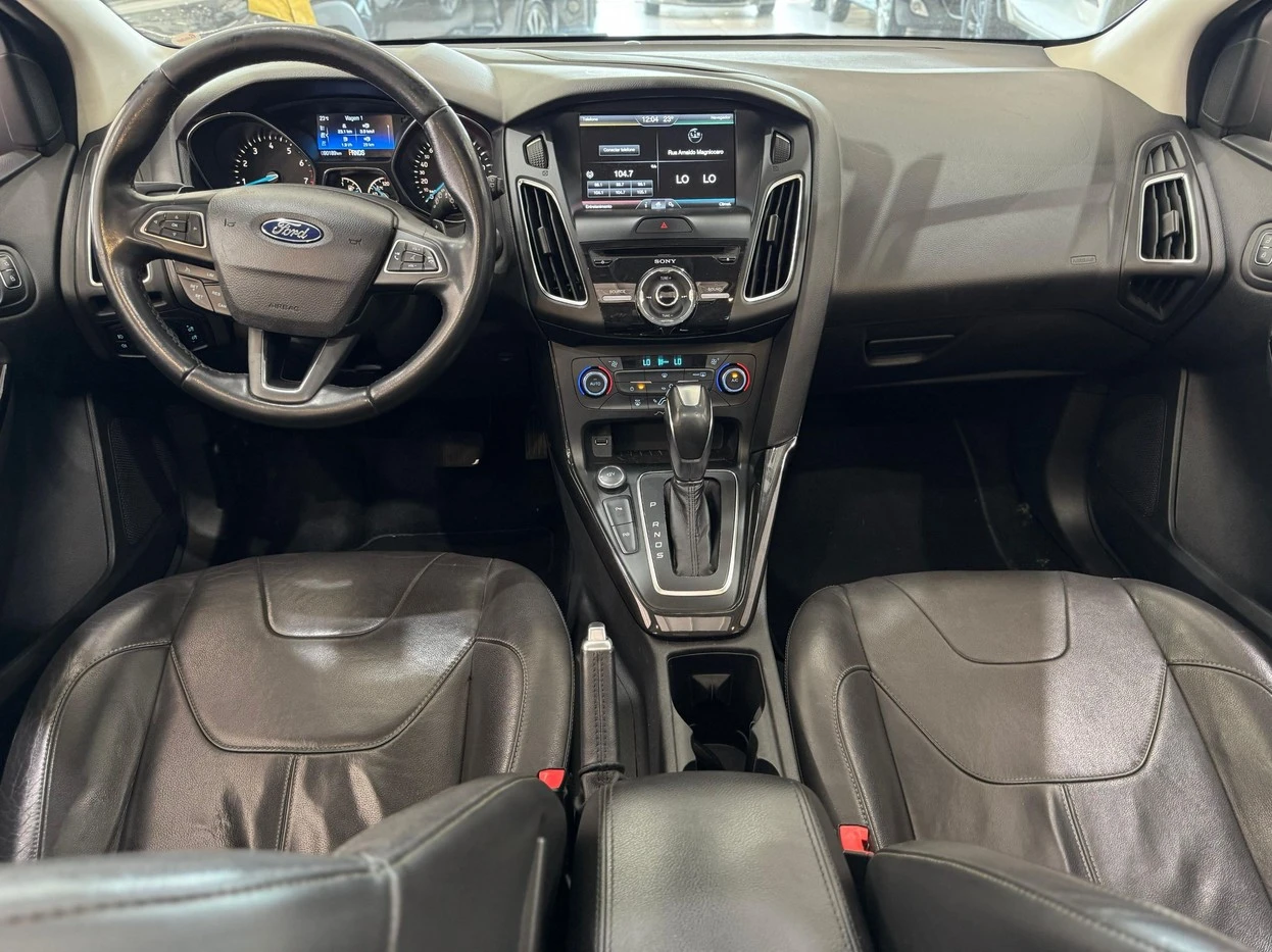FORD FOCUS