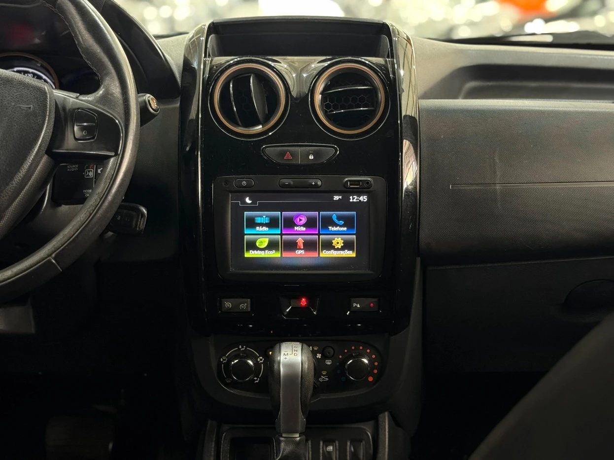 RENAULT DUSTER