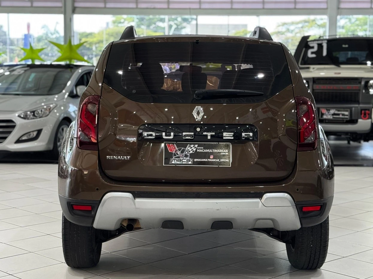 RENAULT DUSTER