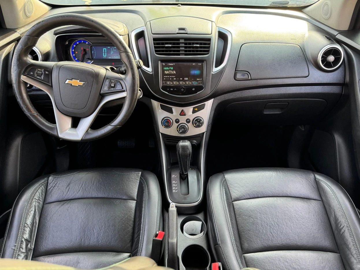 CHEVROLET TRACKER