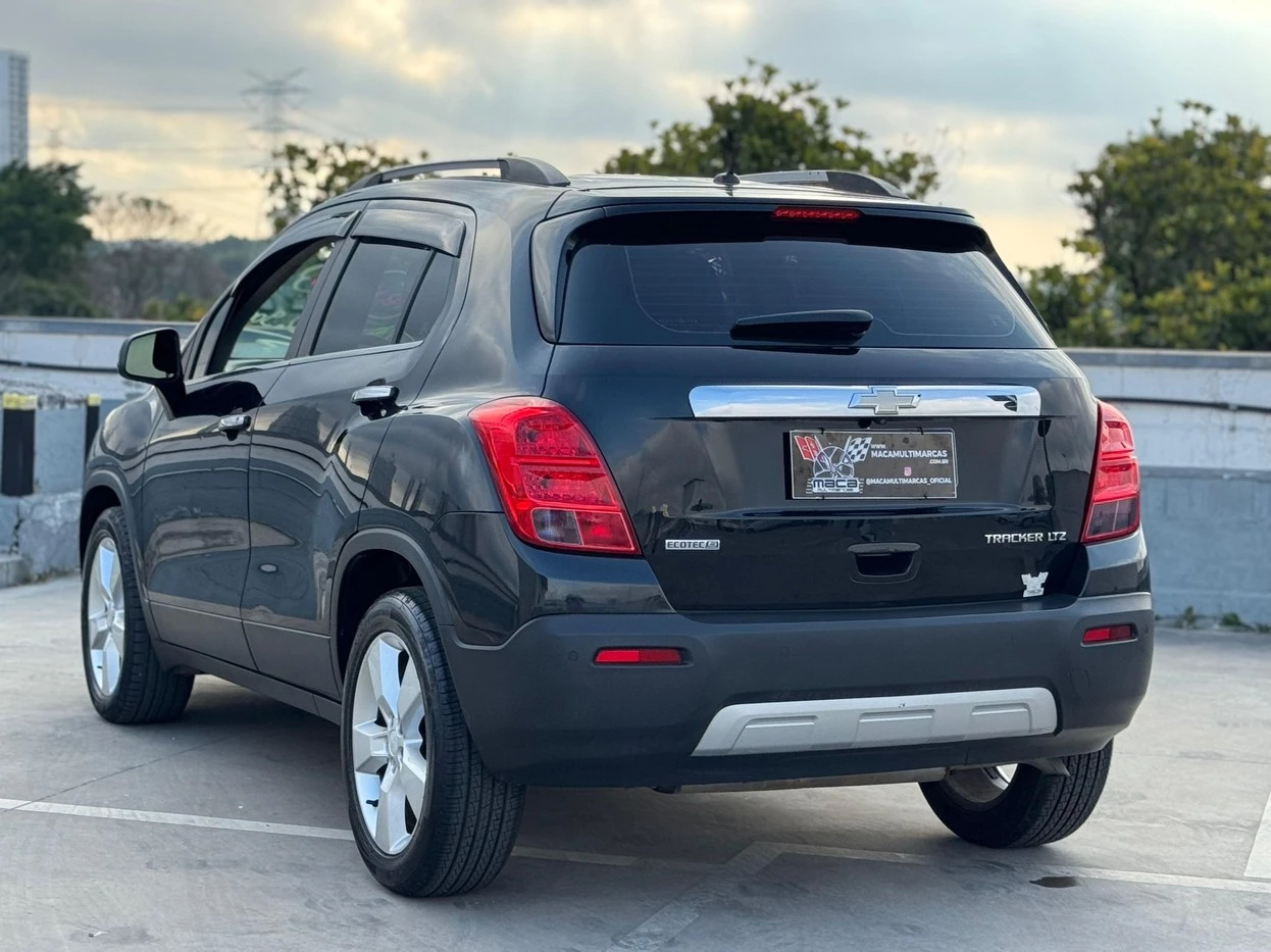 CHEVROLET TRACKER