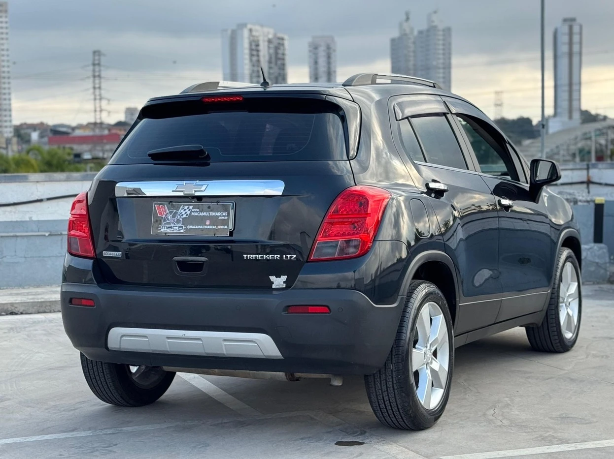 CHEVROLET TRACKER