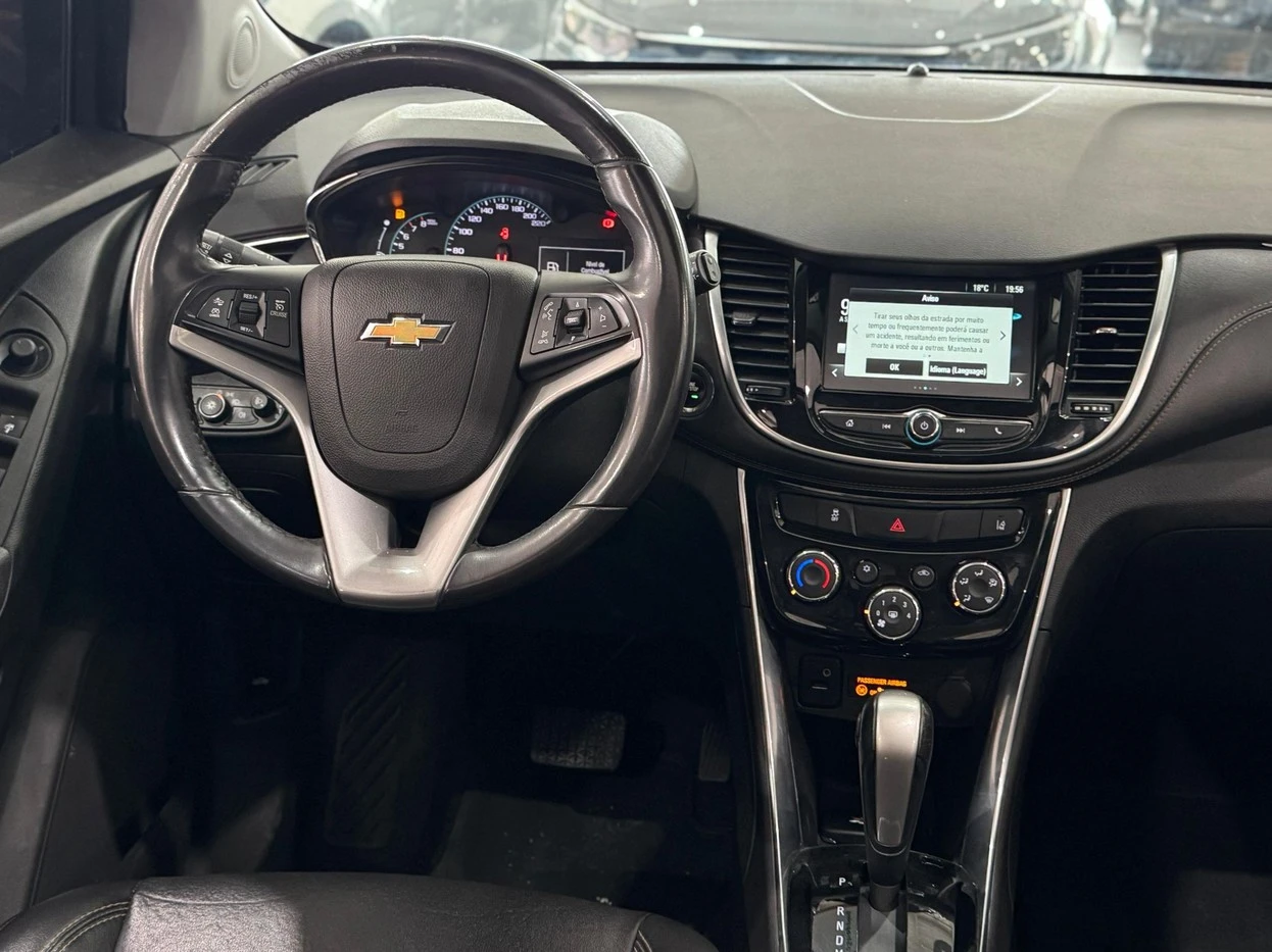 CHEVROLET TRACKER