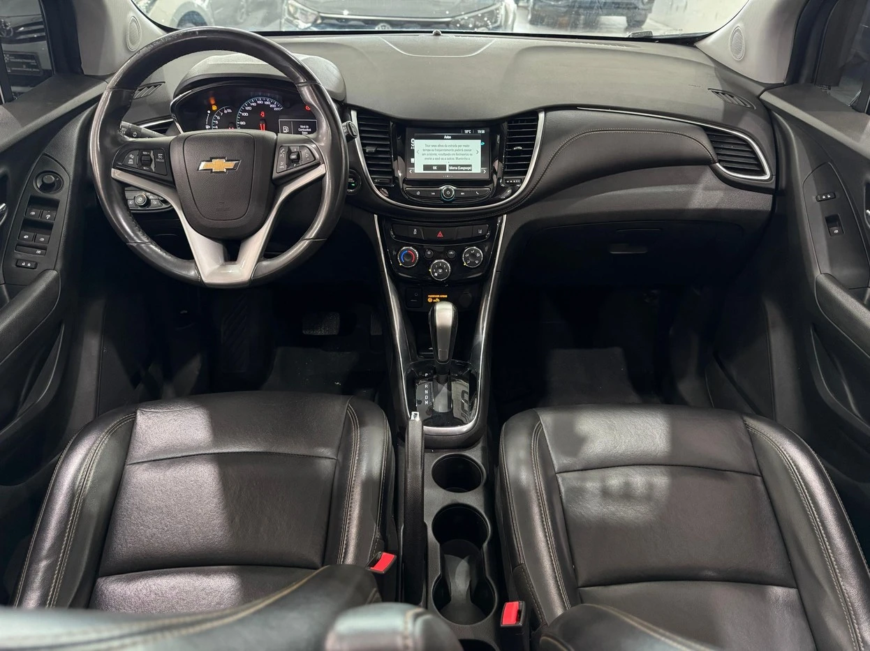 CHEVROLET TRACKER