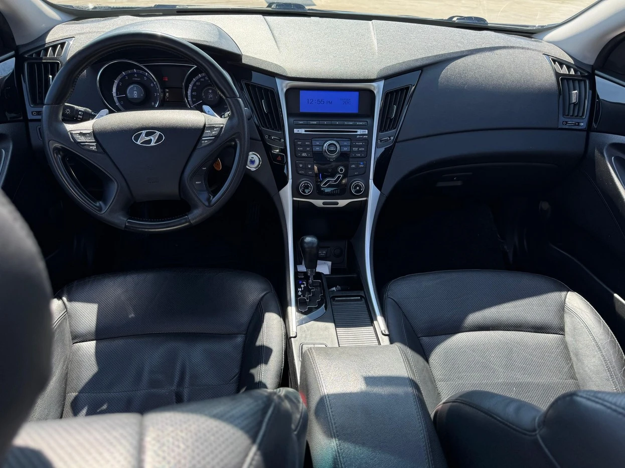 HYUNDAI SONATA