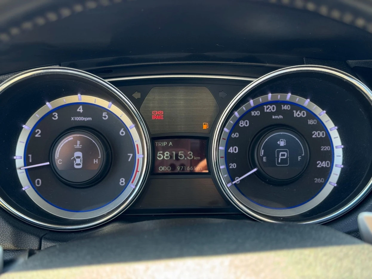 HYUNDAI SONATA