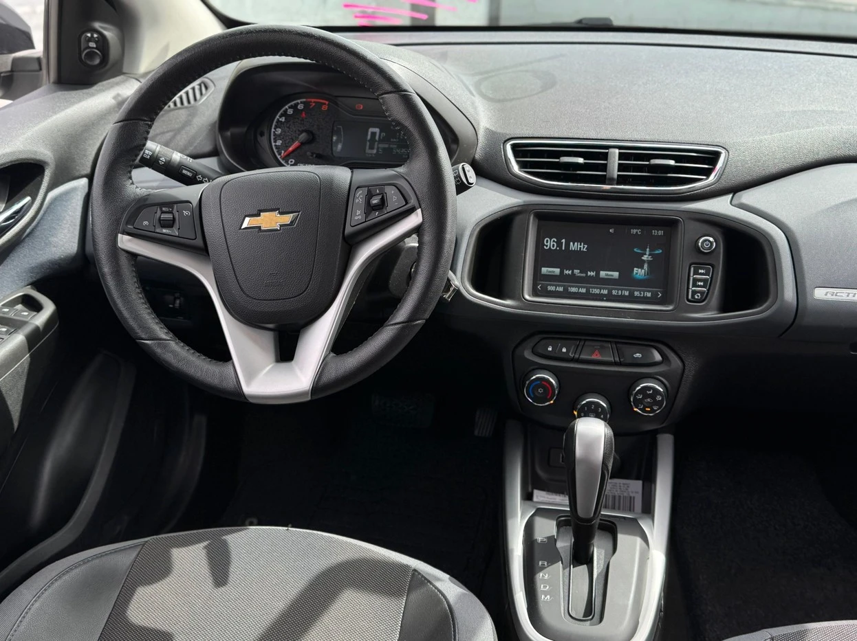 CHEVROLET ONIX