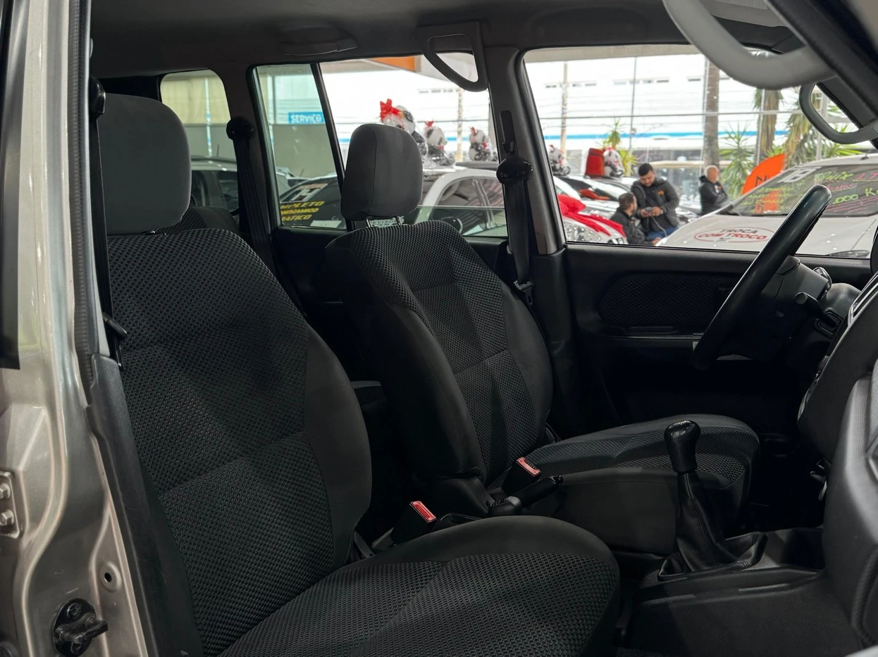MITSUBISHI PAJERO TR4