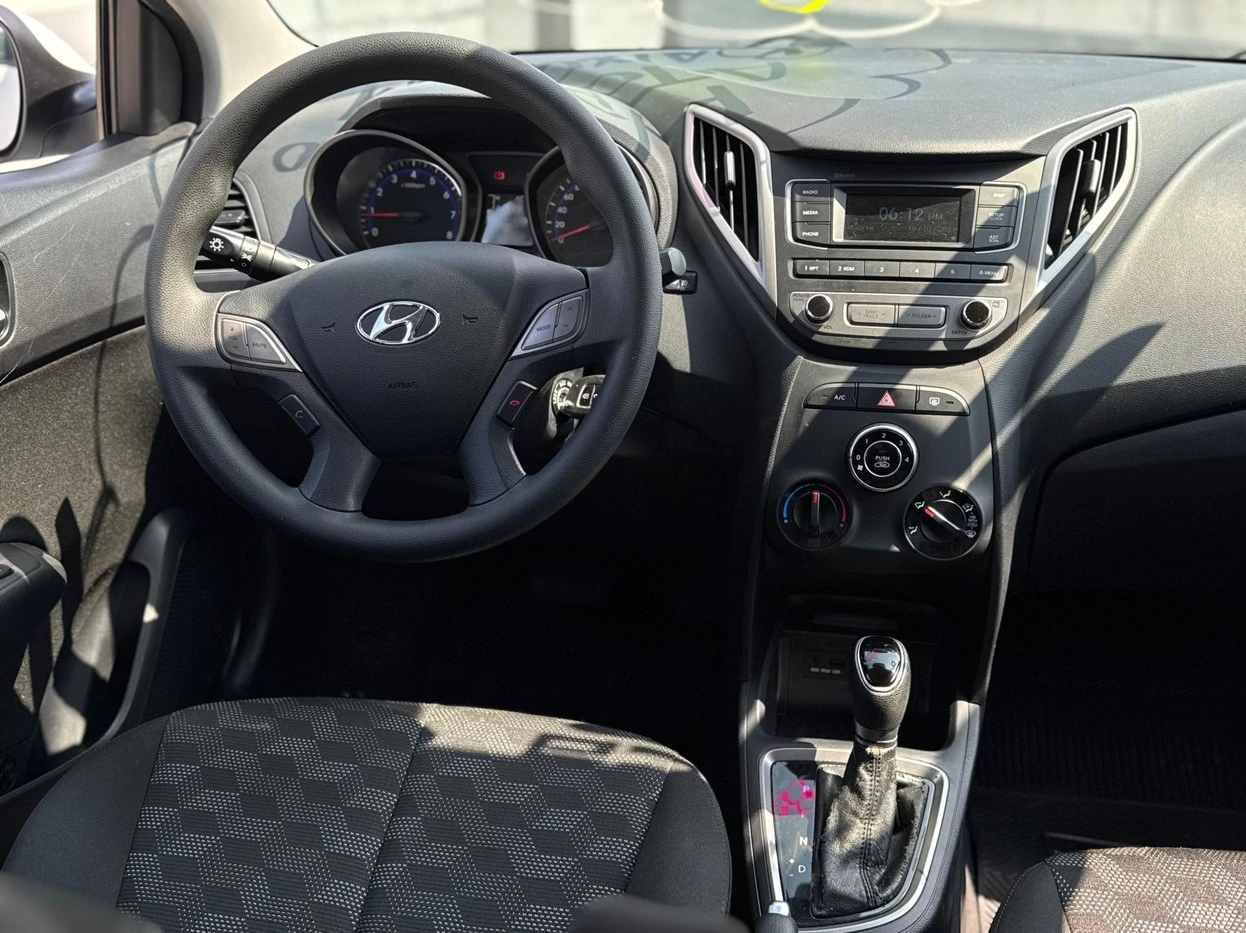 HYUNDAI HB20