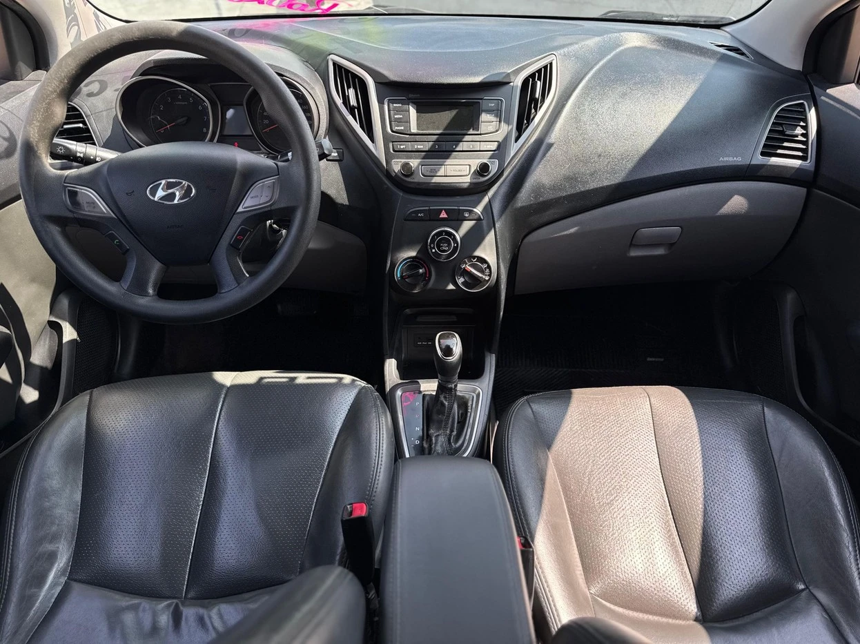 HYUNDAI HB20S