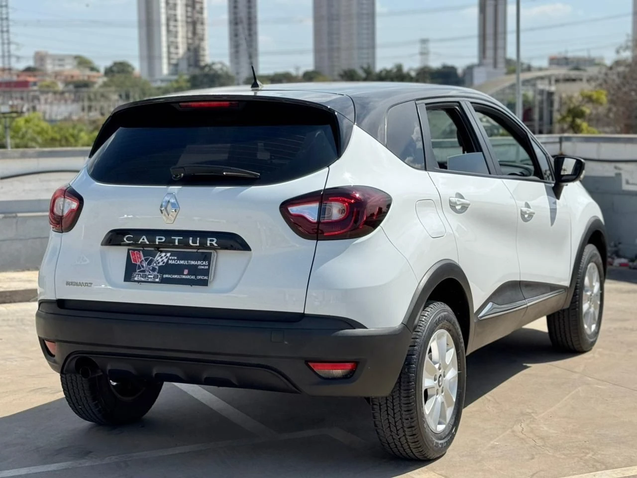 RENAULT CAPTUR