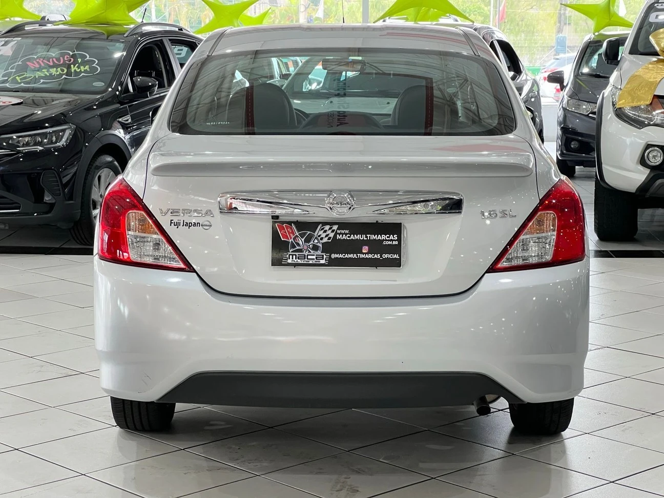 NISSAN VERSA