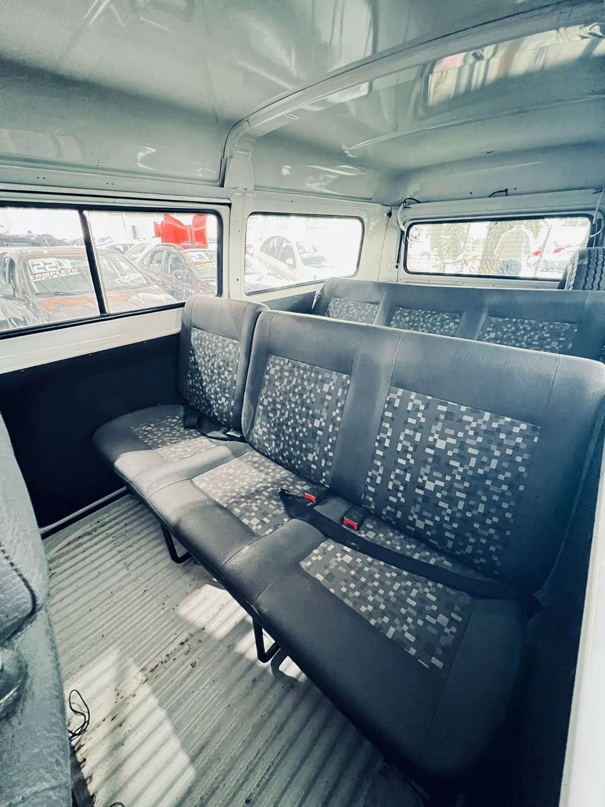 VOLKSWAGEN KOMBI