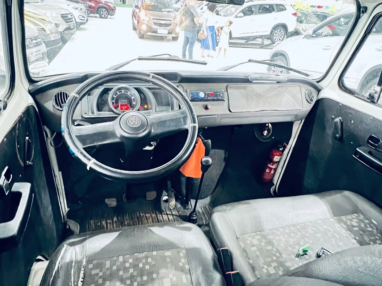 VOLKSWAGEN KOMBI