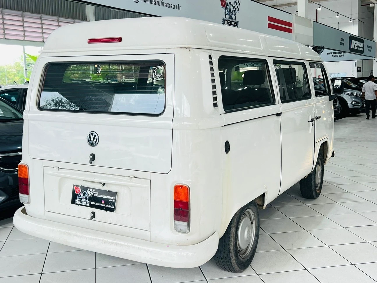 VOLKSWAGEN KOMBI