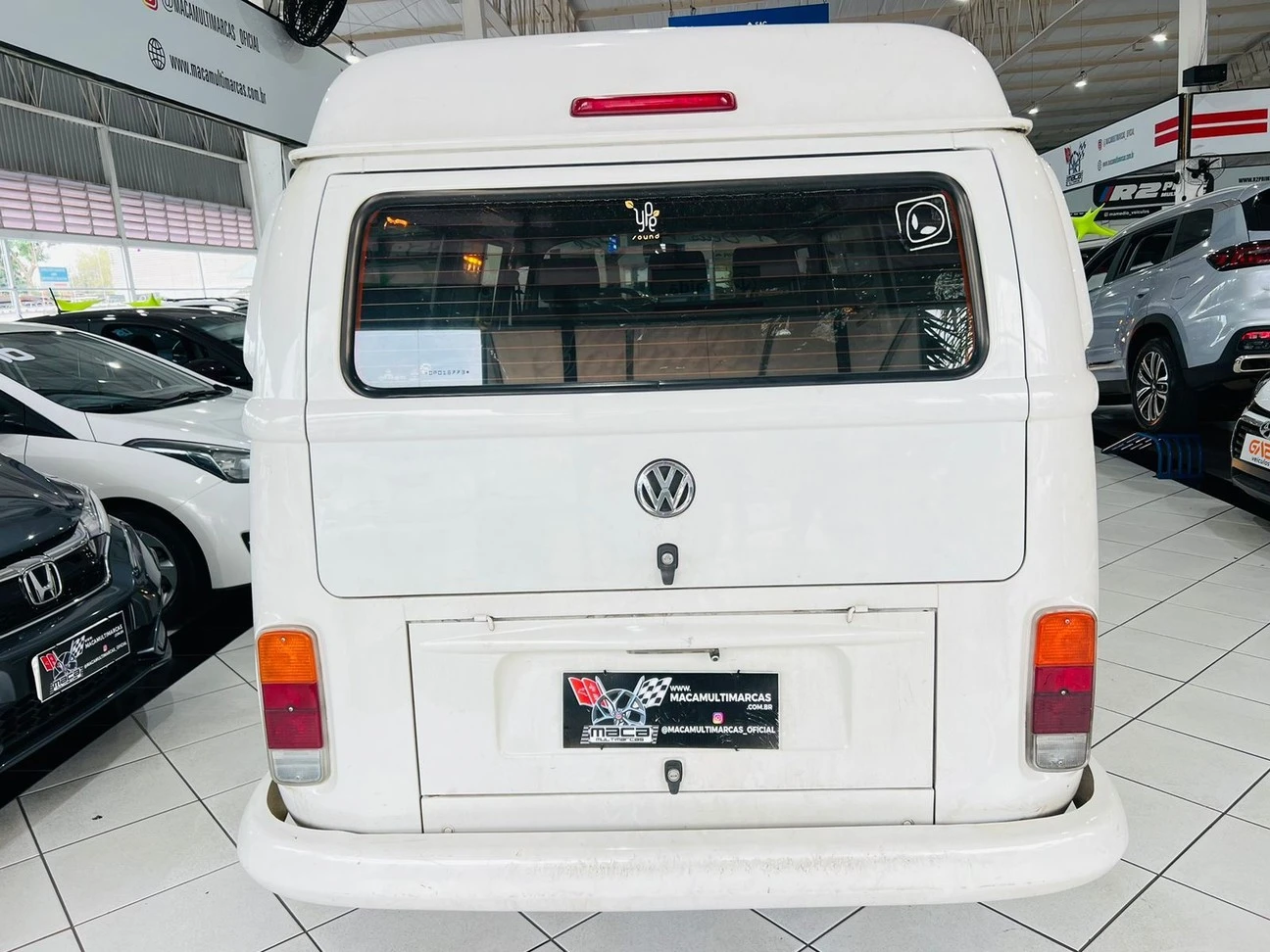 VOLKSWAGEN KOMBI