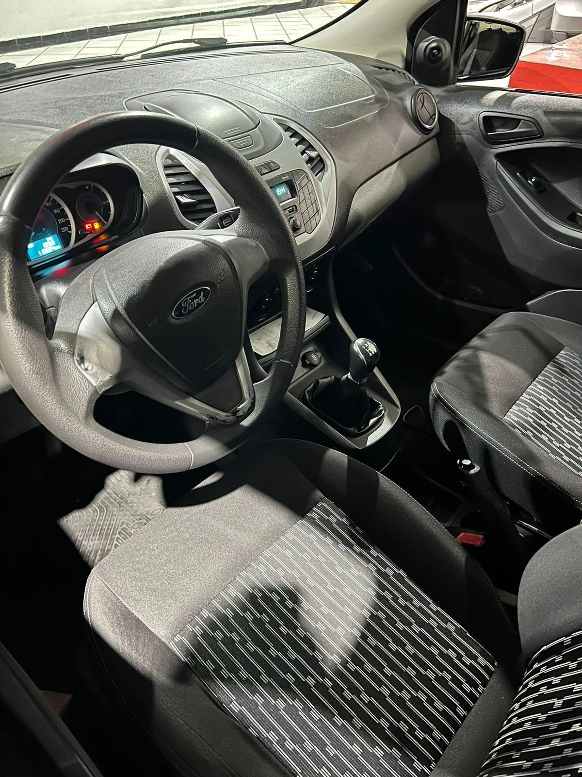 FORD KA
