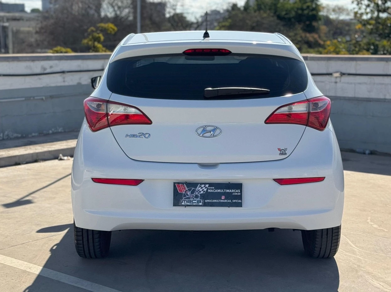 HYUNDAI HB20S