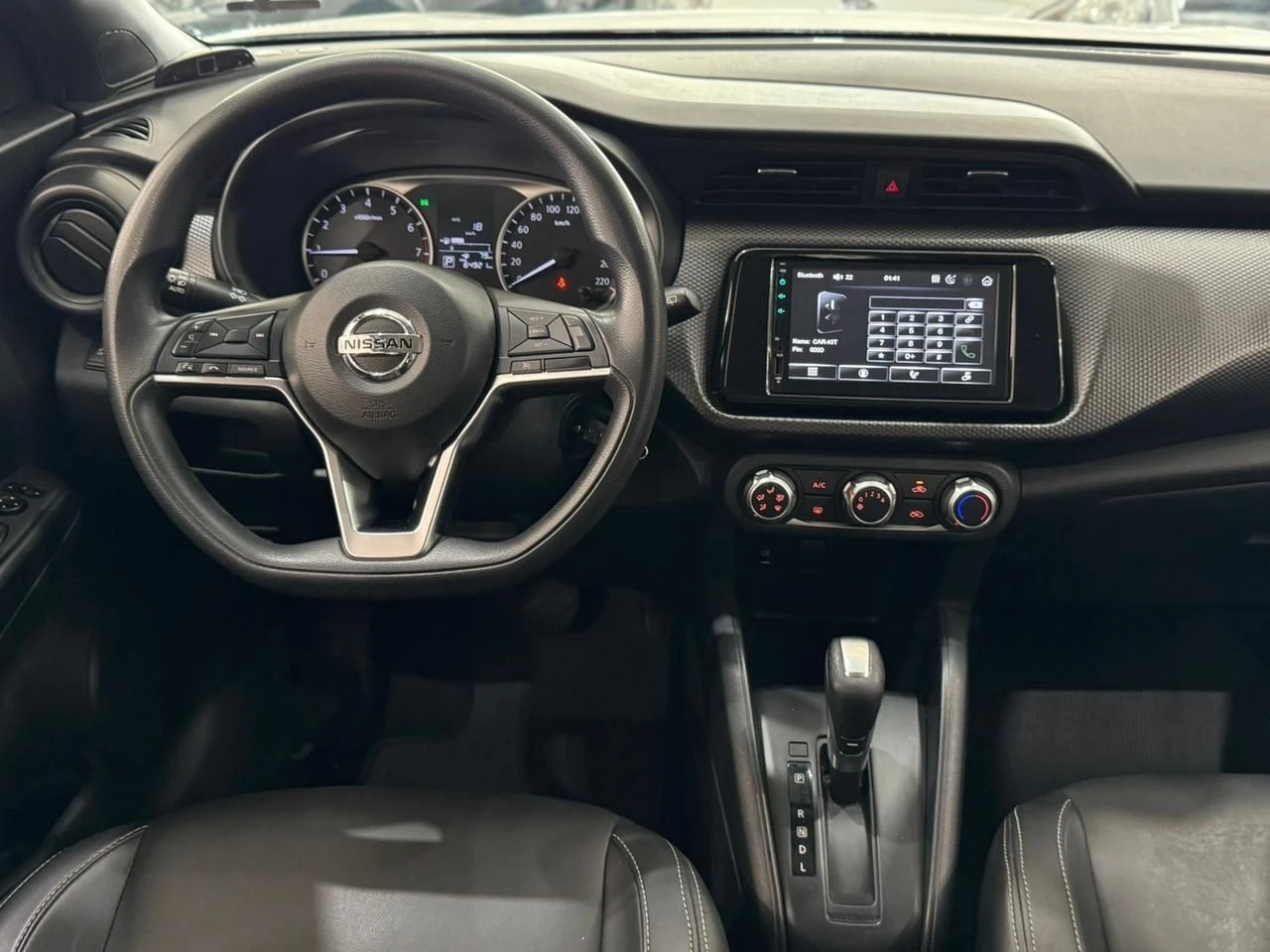 NISSAN KICKS