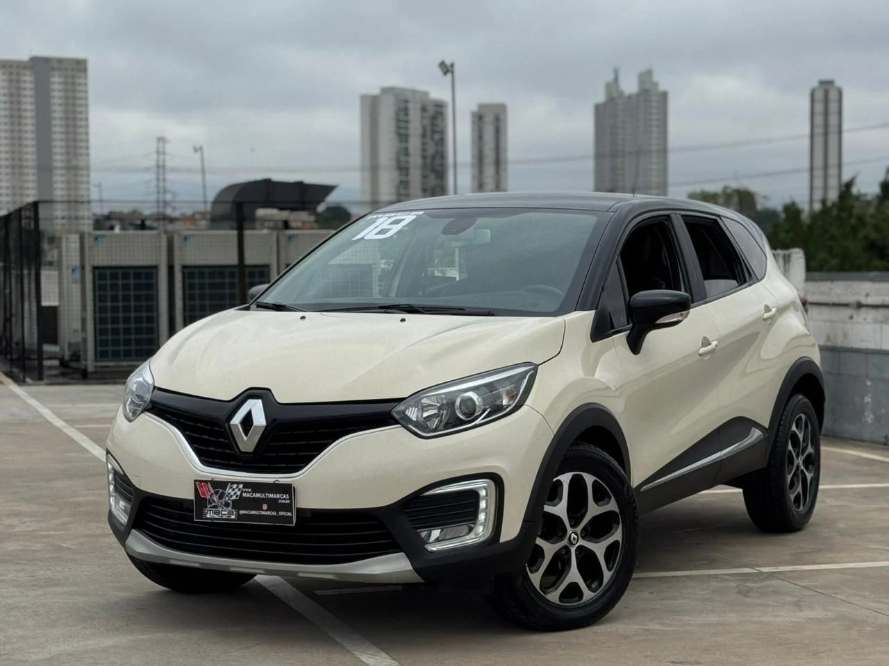 RENAULT CAPTUR