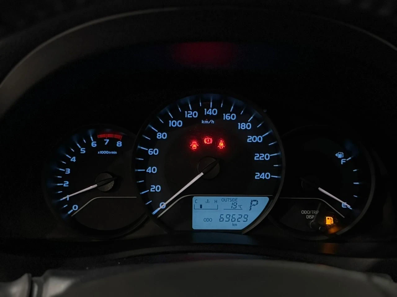 TOYOTA COROLLA
