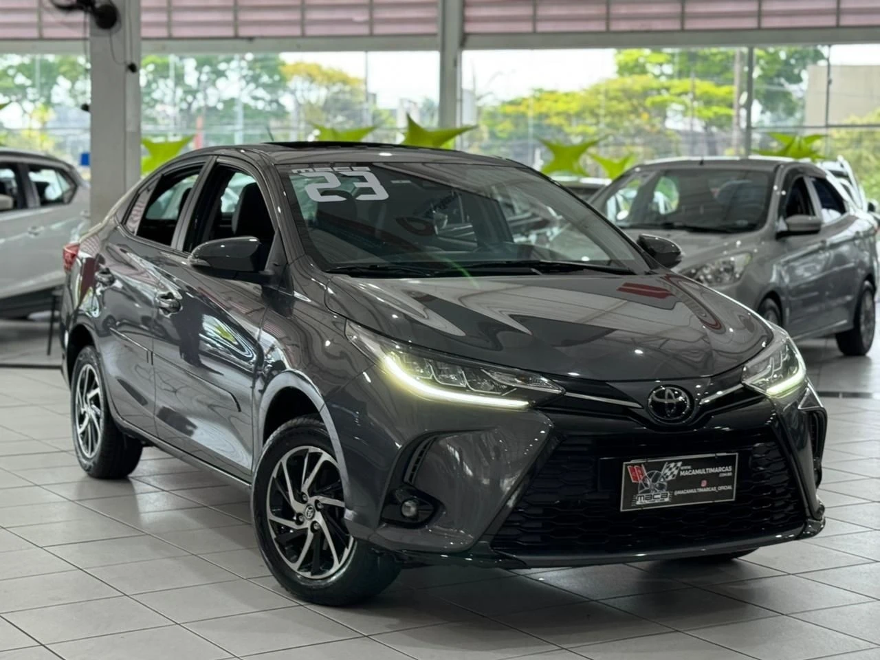 TOYOTA YARIS