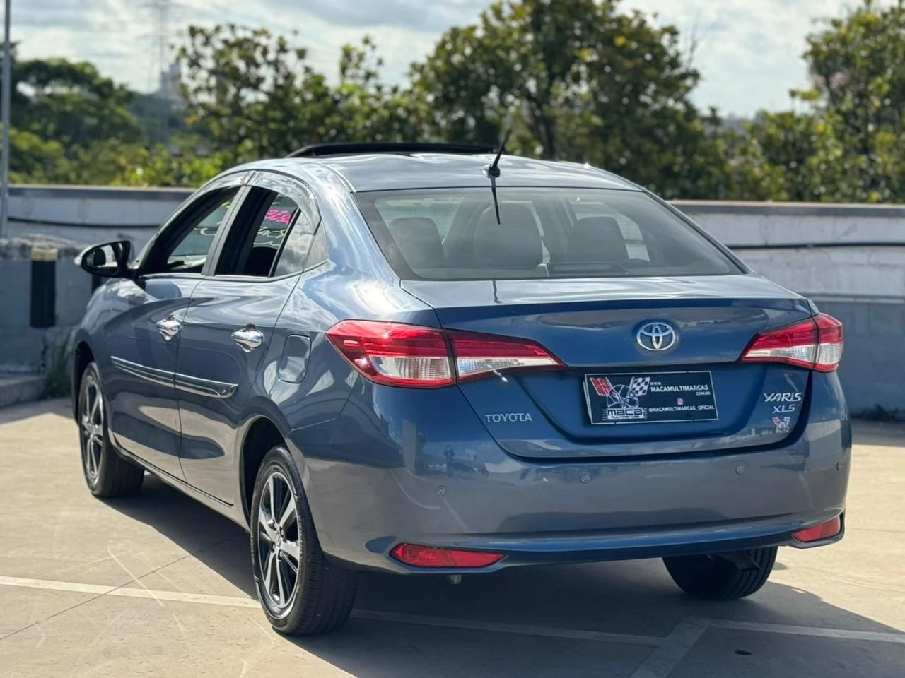 TOYOTA YARIS