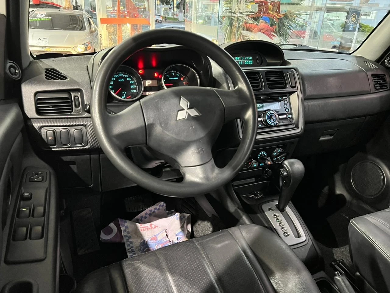 MITSUBISHI PAJERO TR4