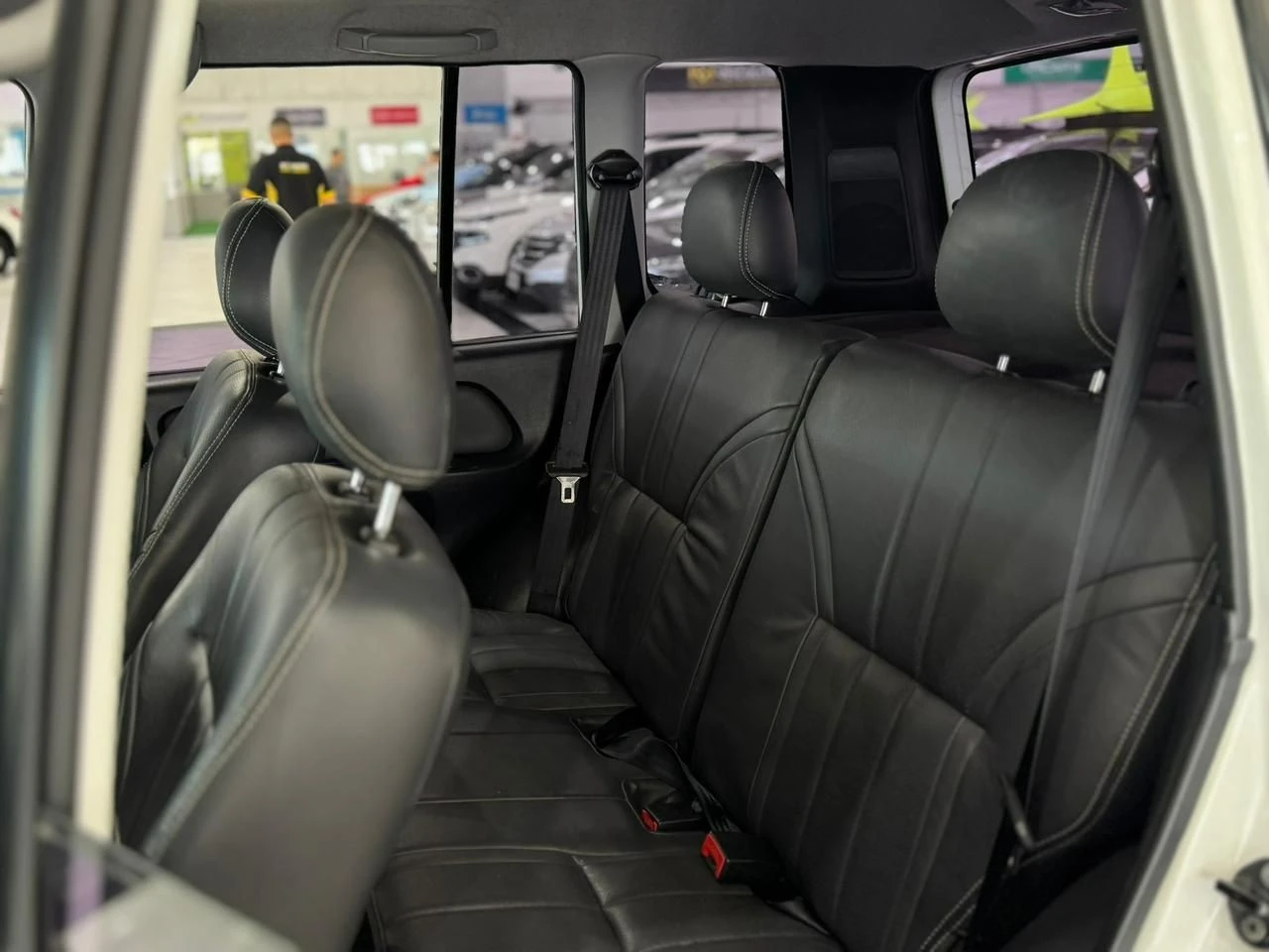 MITSUBISHI PAJERO TR4