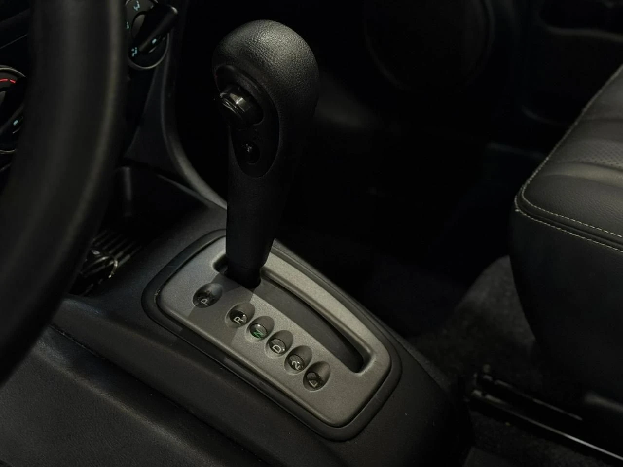 MITSUBISHI PAJERO TR4